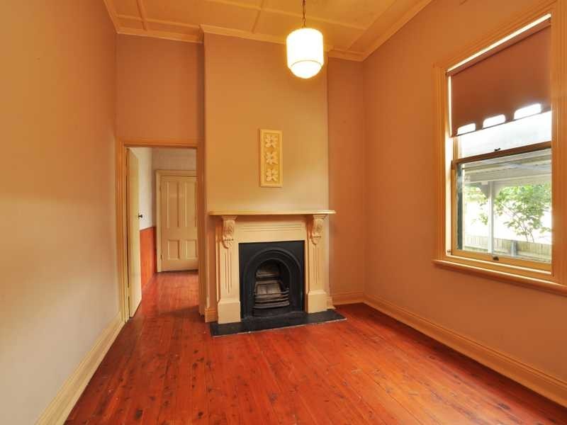 70 George Street, East Maitland NSW 2323