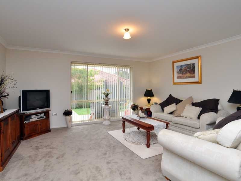 3 Pinnacle Close, Bolwarra Heights NSW 2320