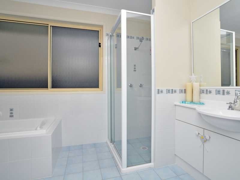 3 Pinnacle Close, Bolwarra Heights NSW 2320