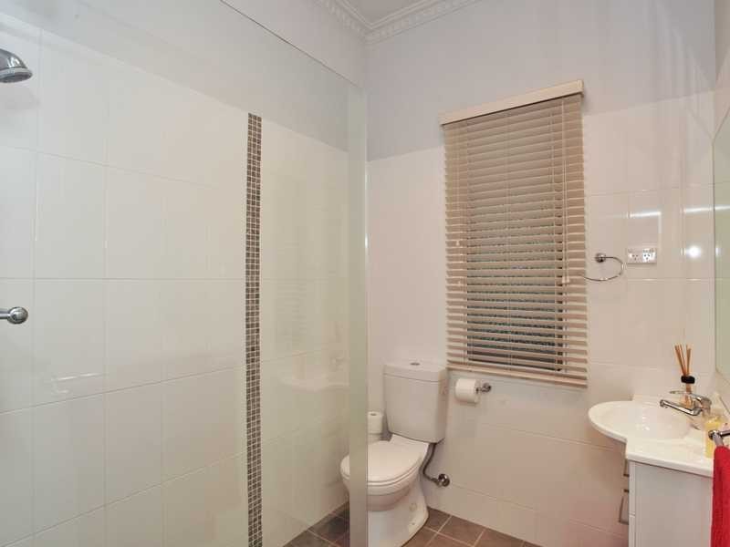 19 Queen St, Lorn NSW 2320