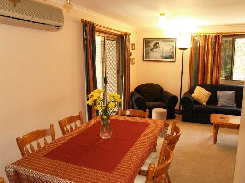 33 Oleron Terrace, Petrie QLD 4502