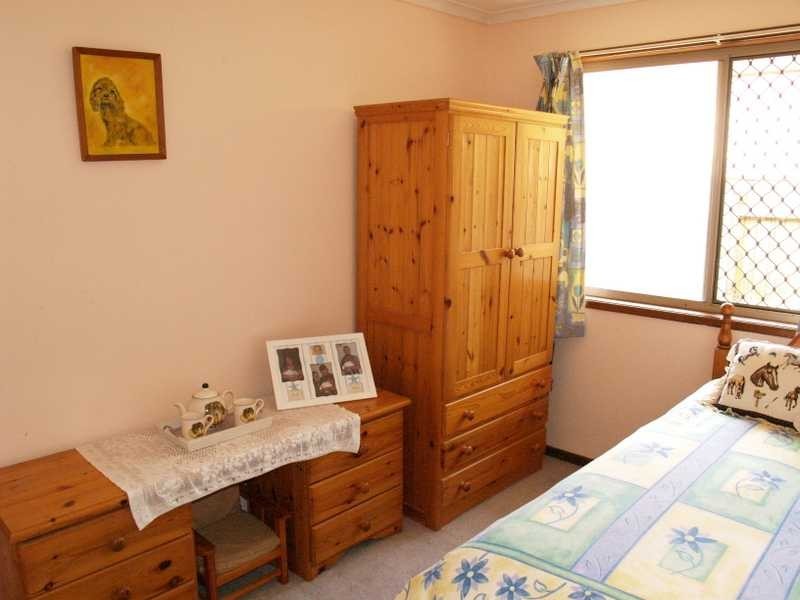 33 Oleron Terrace, Petrie QLD 4502