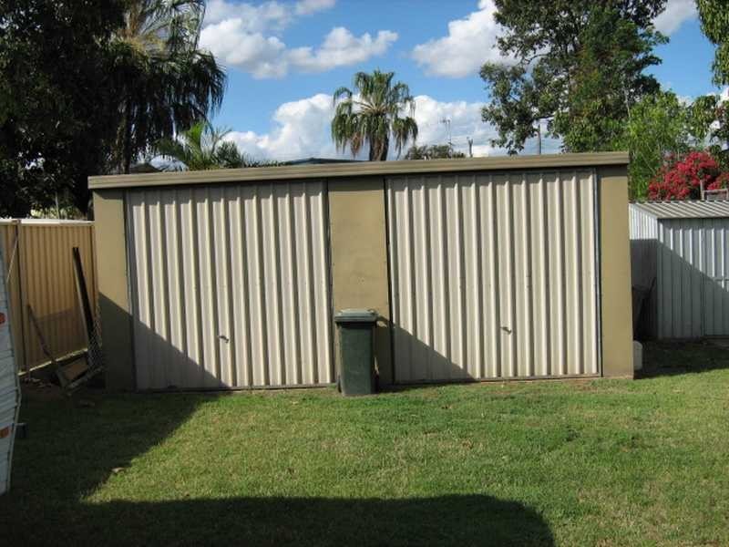 10 Flohr Drive, Moranbah QLD 4744