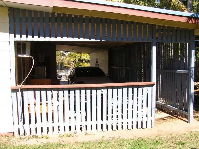 17 Grout Street, Moranbah QLD 4744