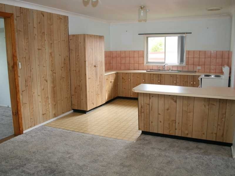 2 Hampden Street, Kurri Kurri NSW 2327