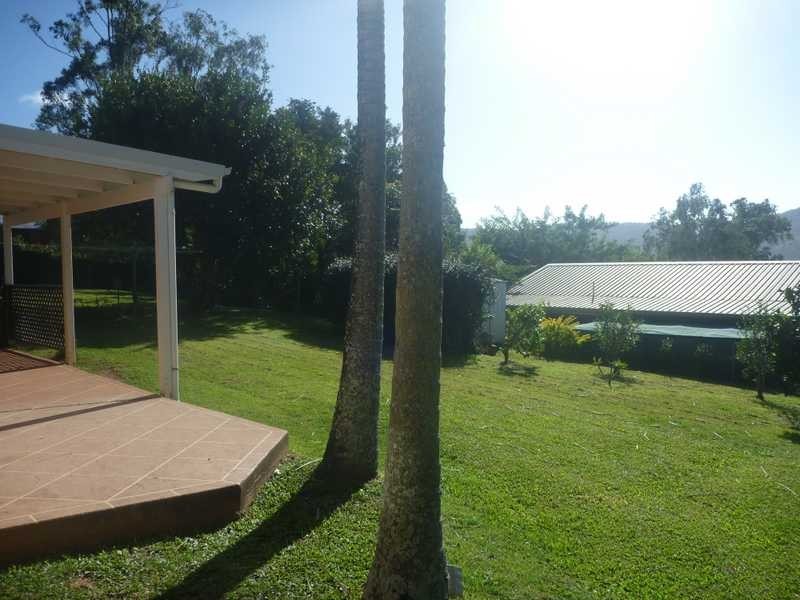 25 Enchelmaier, Dayboro QLD 4521