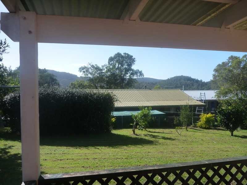 25 Enchelmaier, Dayboro QLD 4521