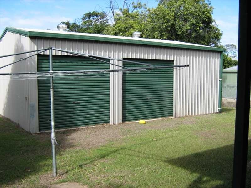 35 Brock Crescent, Dysart QLD 4745