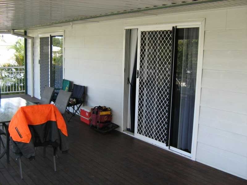 35 Brock Crescent, Dysart QLD 4745