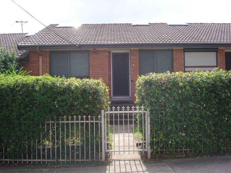 Unit 2/67 High Street, East Maitland NSW 2323