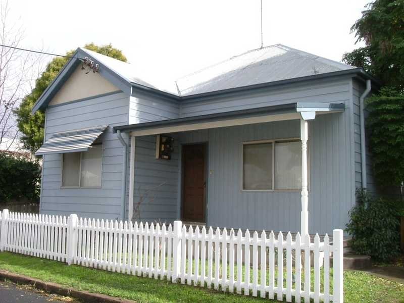 16 Rose Street, Maitland NSW 2320