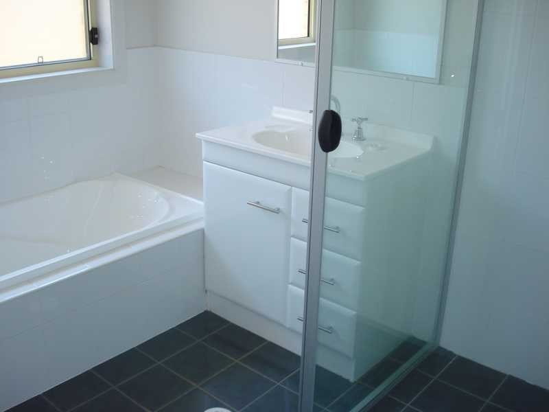52 Sale Street, Greta NSW 2334