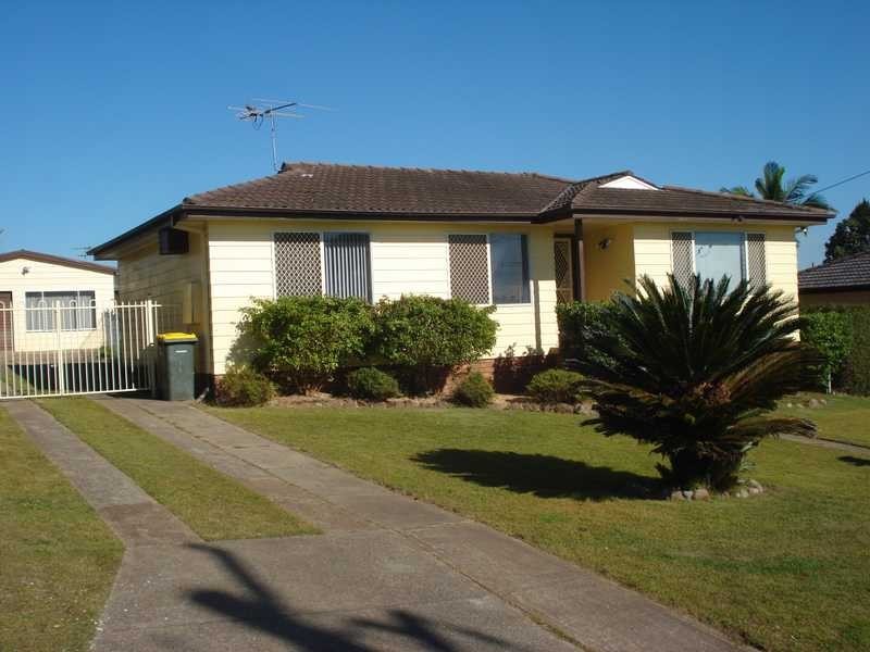 5 Logan Road, Rutherford NSW 2320