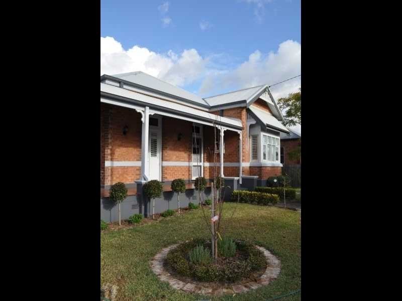 35 King Street, Lorn NSW 2320