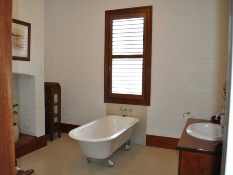 35 King Street, Lorn NSW 2320