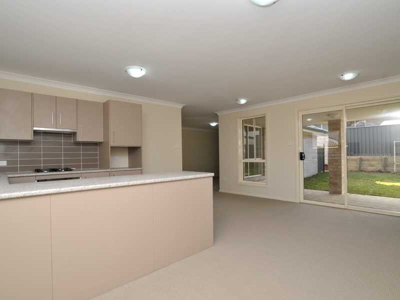 Unit 2/103 Collinson Street, Tenambit NSW 2323