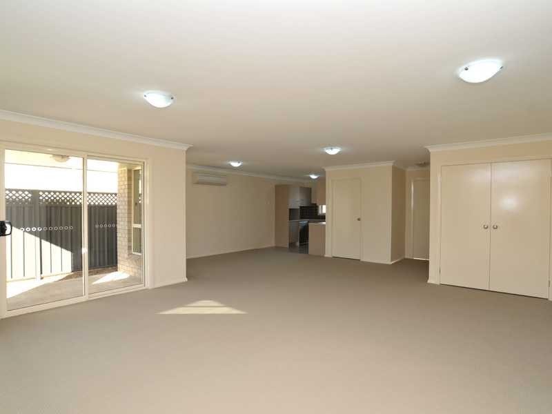 Unit 2/103 Collinson Street, Tenambit NSW 2323