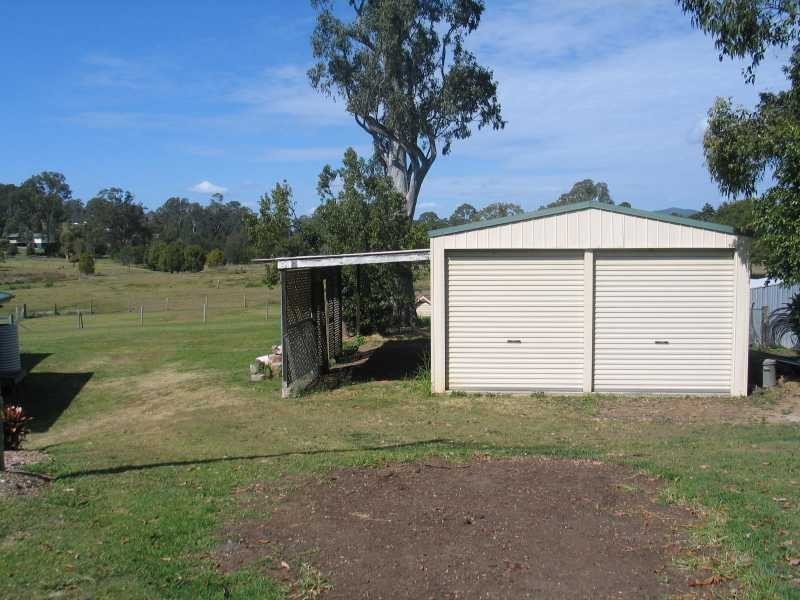 15 Campdraft Pl, Dayboro QLD 4521