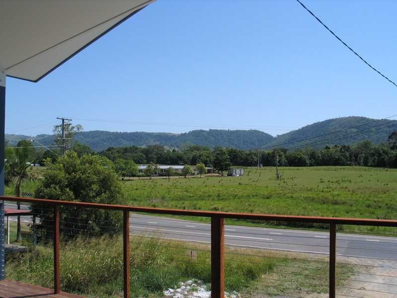 8 Mt Samson Rd, Dayboro QLD 4521