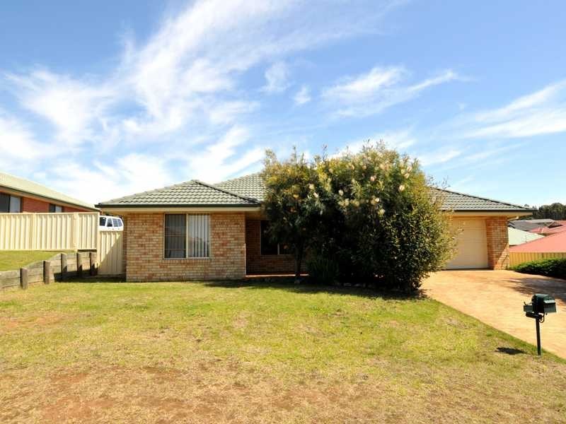 4 Stanton Drive, Morpeth NSW 2321
