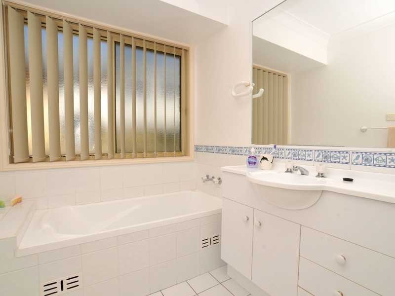 4 Stanton Drive, Morpeth NSW 2321