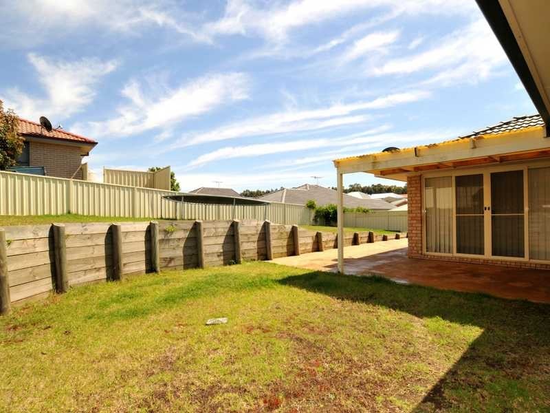 4 Stanton Drive, Morpeth NSW 2321