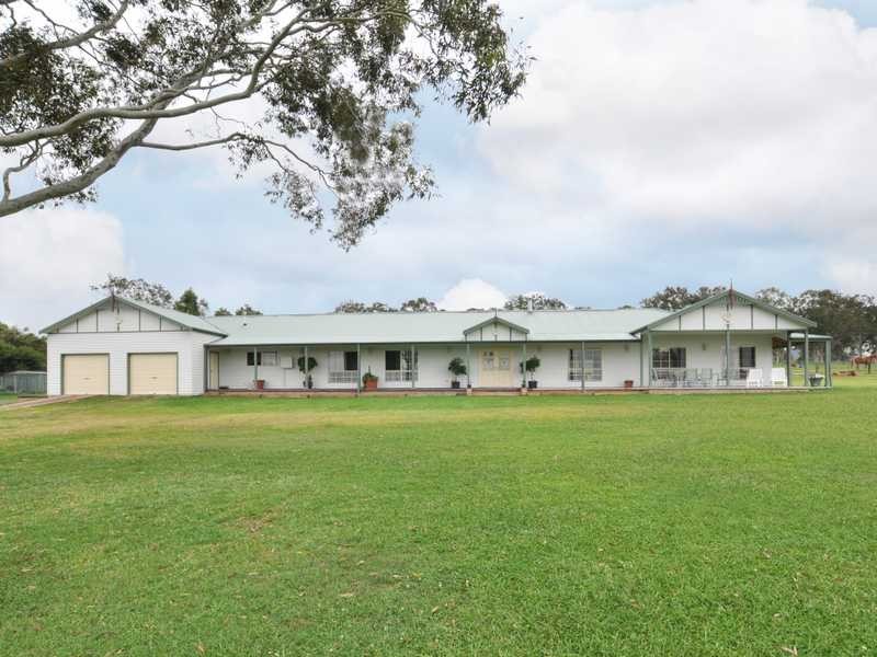 11 Reynolds St, Paterson NSW 2421