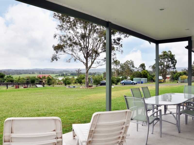 11 Reynolds St, Paterson NSW 2421