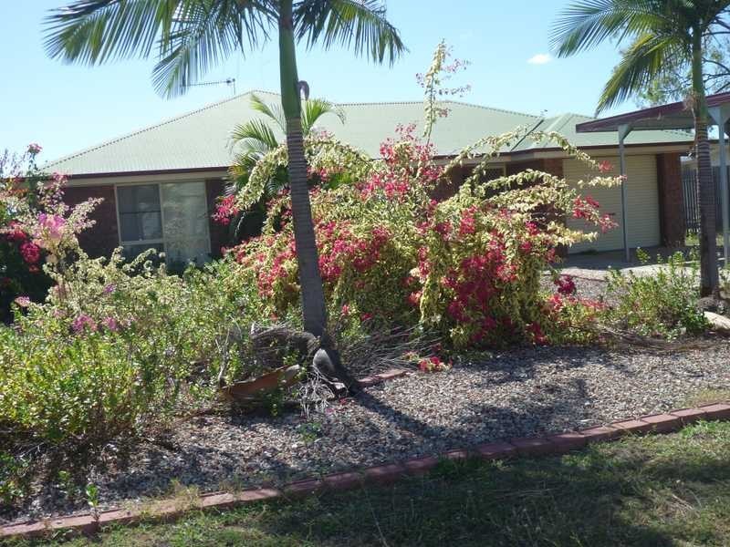 5 Maitland Street, Moranbah QLD 4744