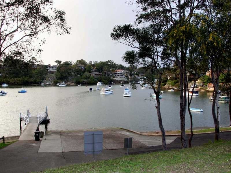 136 Morshead Drive, Hurstville Grove NSW 2220