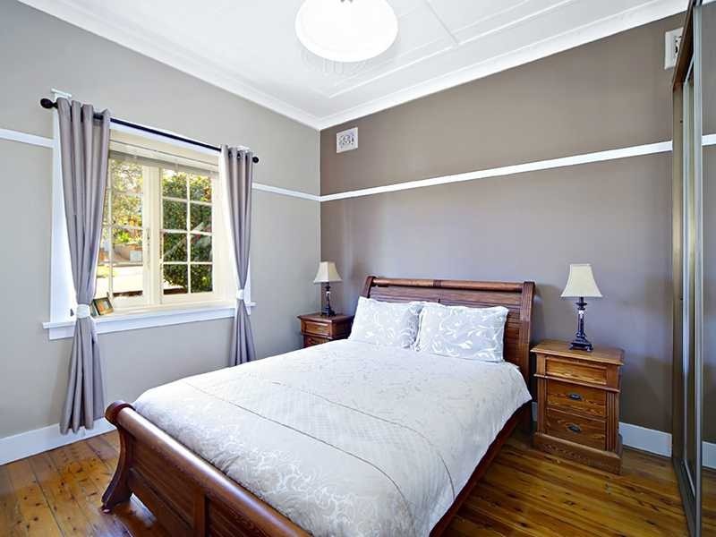 4 Wolli Street, Kingsgrove NSW 2208