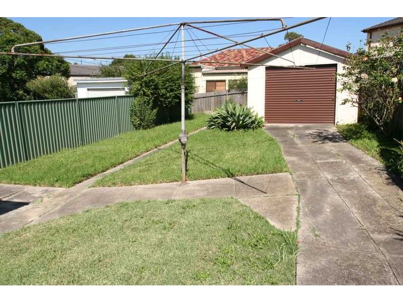 25 Legge Street, Roselands NSW 2196