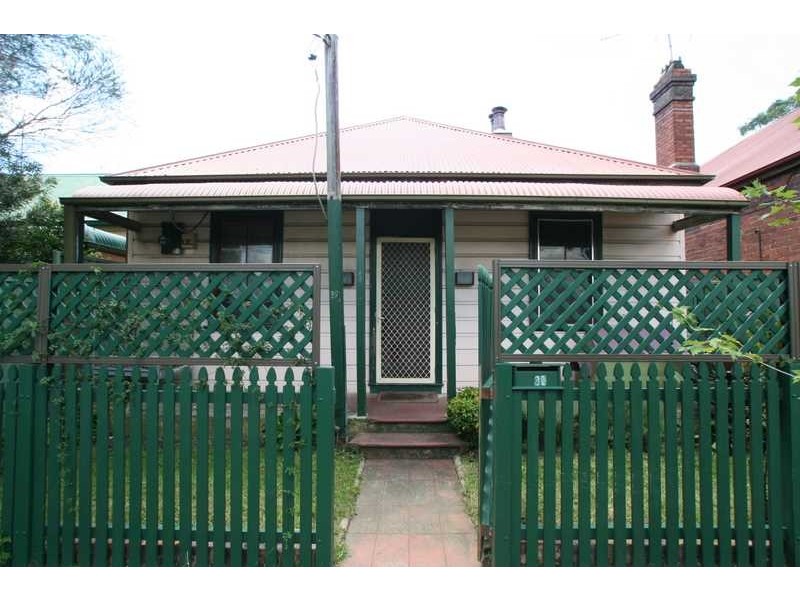39 Roberts Street, St Peters NSW 2044