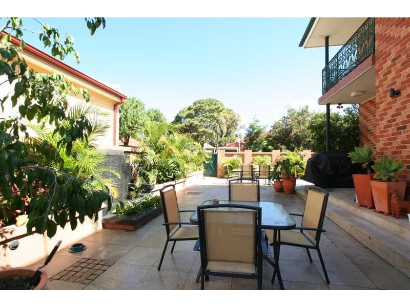 7 Read Street, Blakehurst NSW 2221