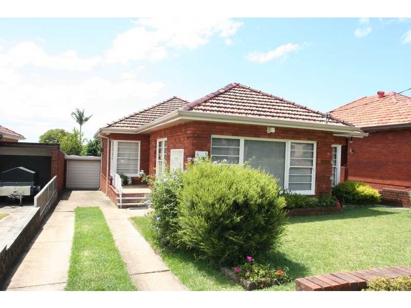 6 Bennett Street, Kingsgrove NSW 2208