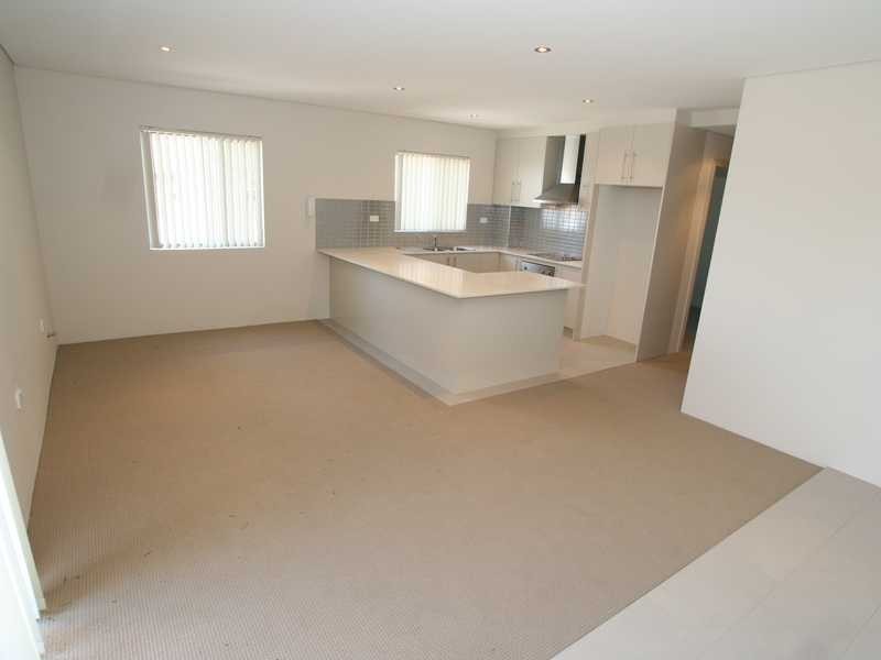 24-25 North Parade, Campsie NSW 2194