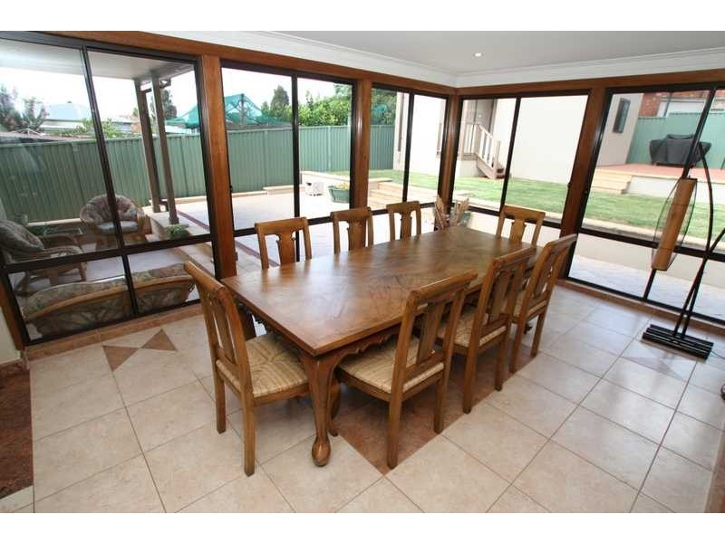 19 Alkoomie Street, Beverly Hills NSW 2209