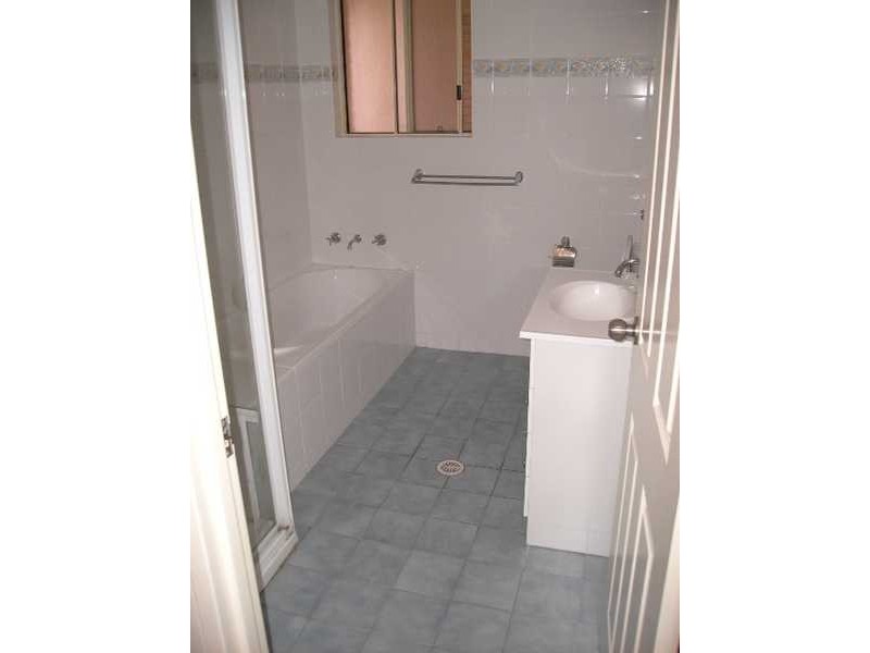 6/1 Hillview Street, Roselands NSW 2196