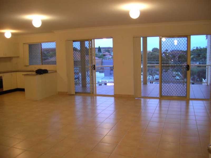 6/1 Hillview Street, Roselands NSW 2196