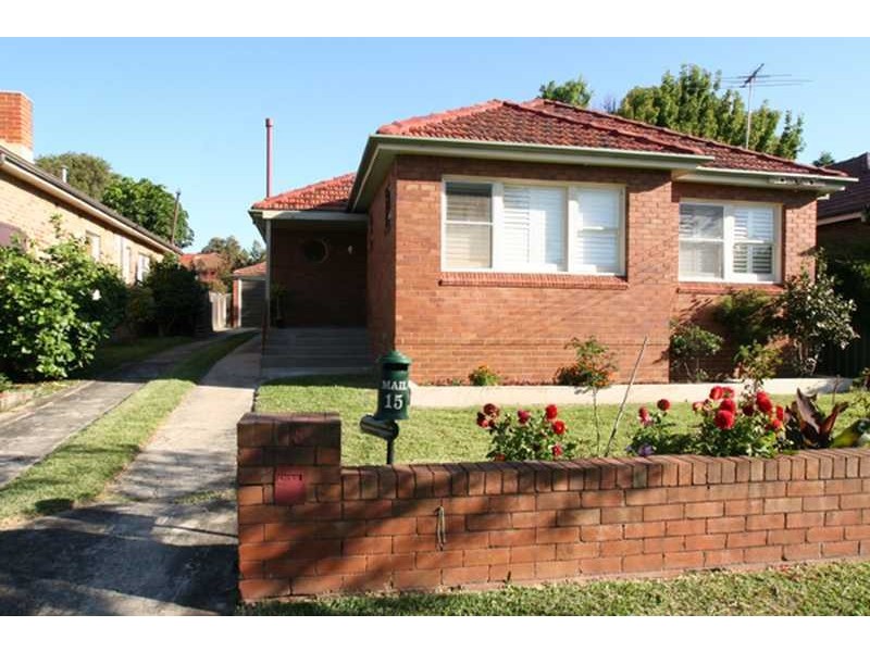 15 Burrell Street, Beverly Hills NSW 2209