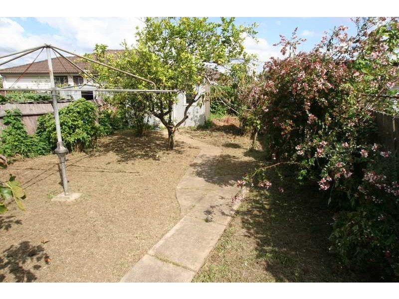 25 Cumberland Road, Auburn NSW 2144