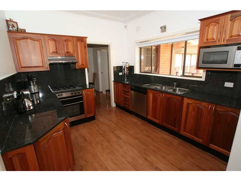 1 Glenwall Street, Kingsgrove NSW 2208