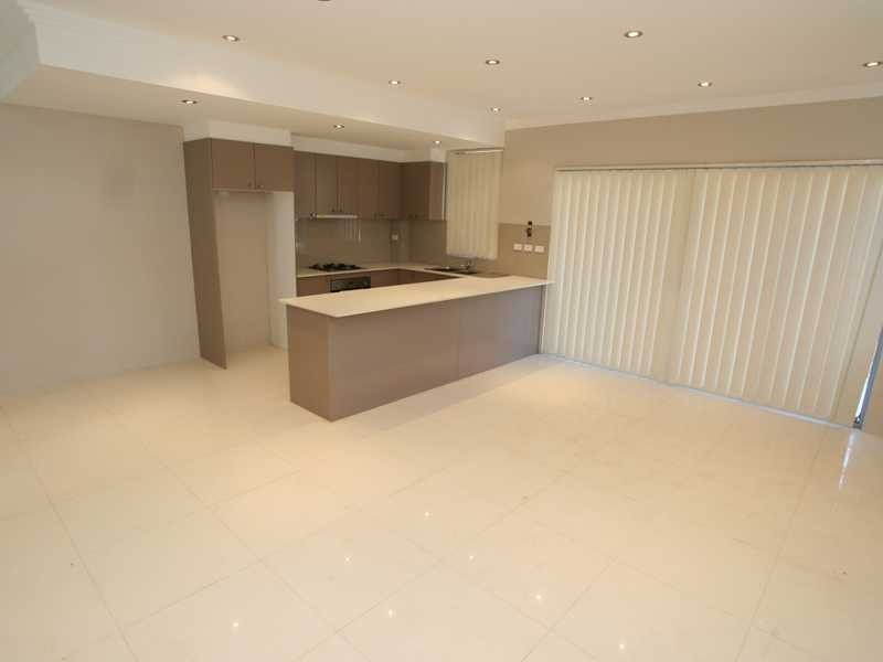 1/16 Myers Street, Roselands NSW 2196