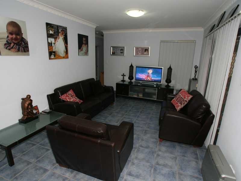 3/42 Flora Street, Roselands NSW 2196