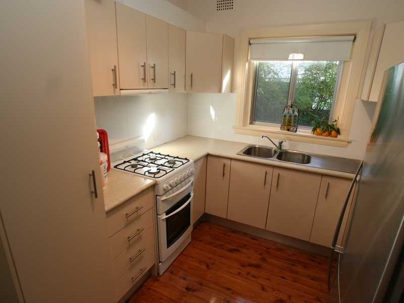 17 Hobbs Street, Kingsgrove NSW 2208