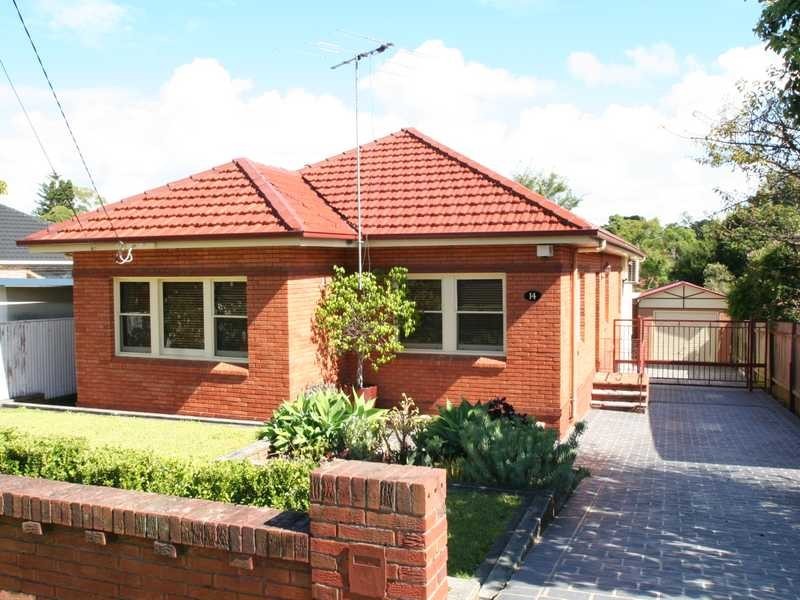 14 Carrisbrook Ave, Bexley North NSW 2207