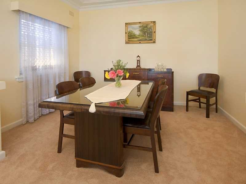 240 William St, Kingsgrove NSW 2208