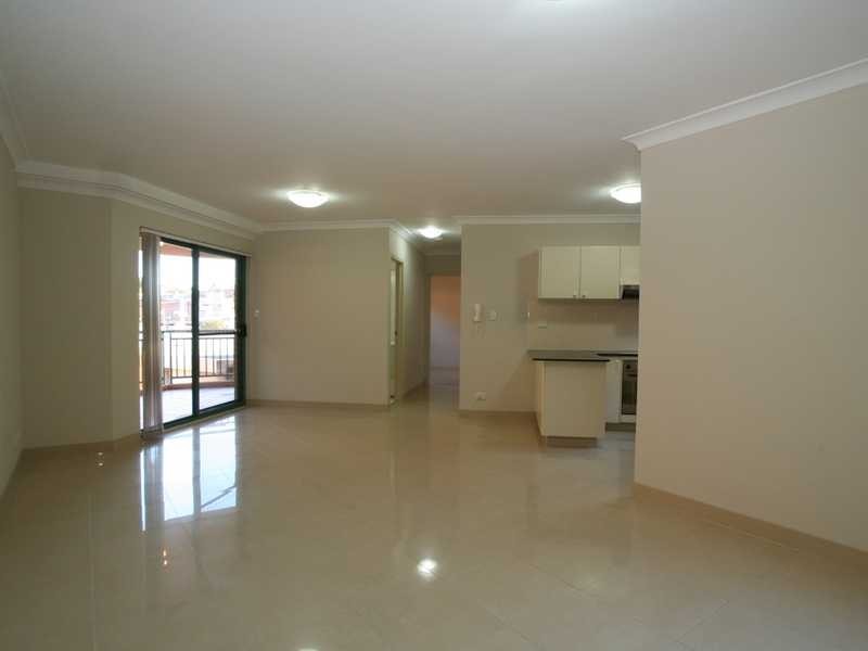 Unit 11/22 Sarsfield Cct, Bexley North NSW 2207