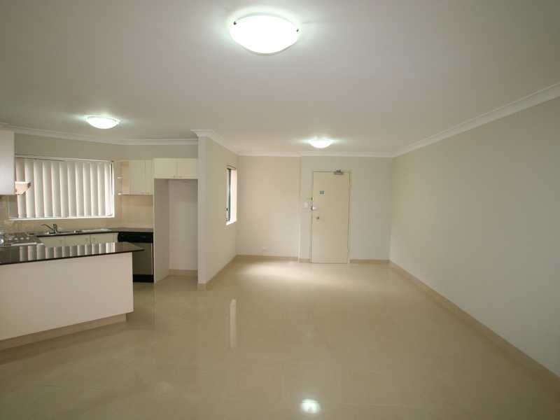 Unit 11/22 Sarsfield Cct, Bexley North NSW 2207