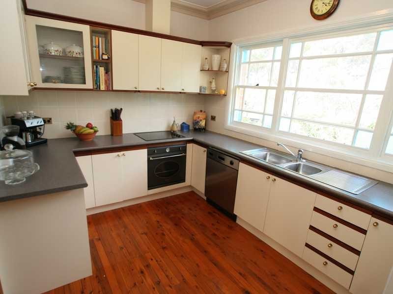 4 Gungaroo Place, Beverly Hills NSW 2209